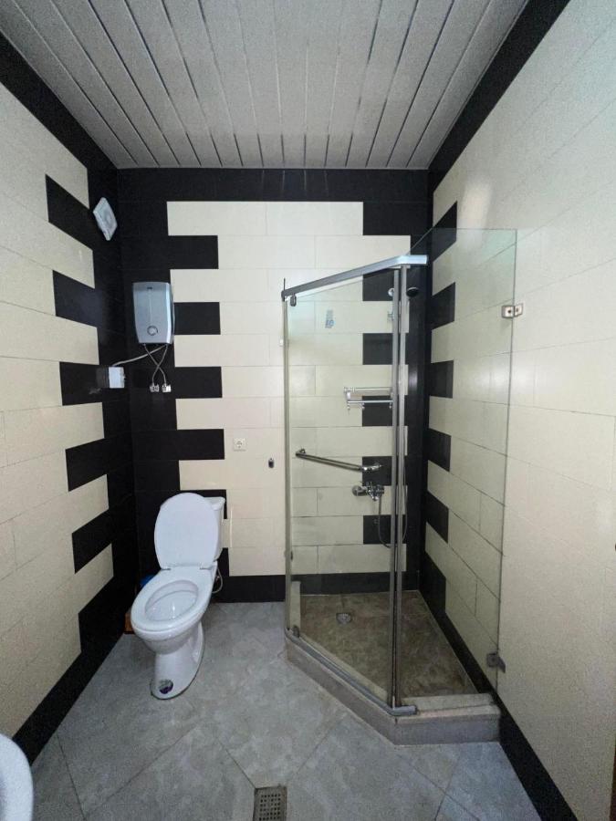 Apartment On Khimshiashvili 1 Batumi Exterior photo